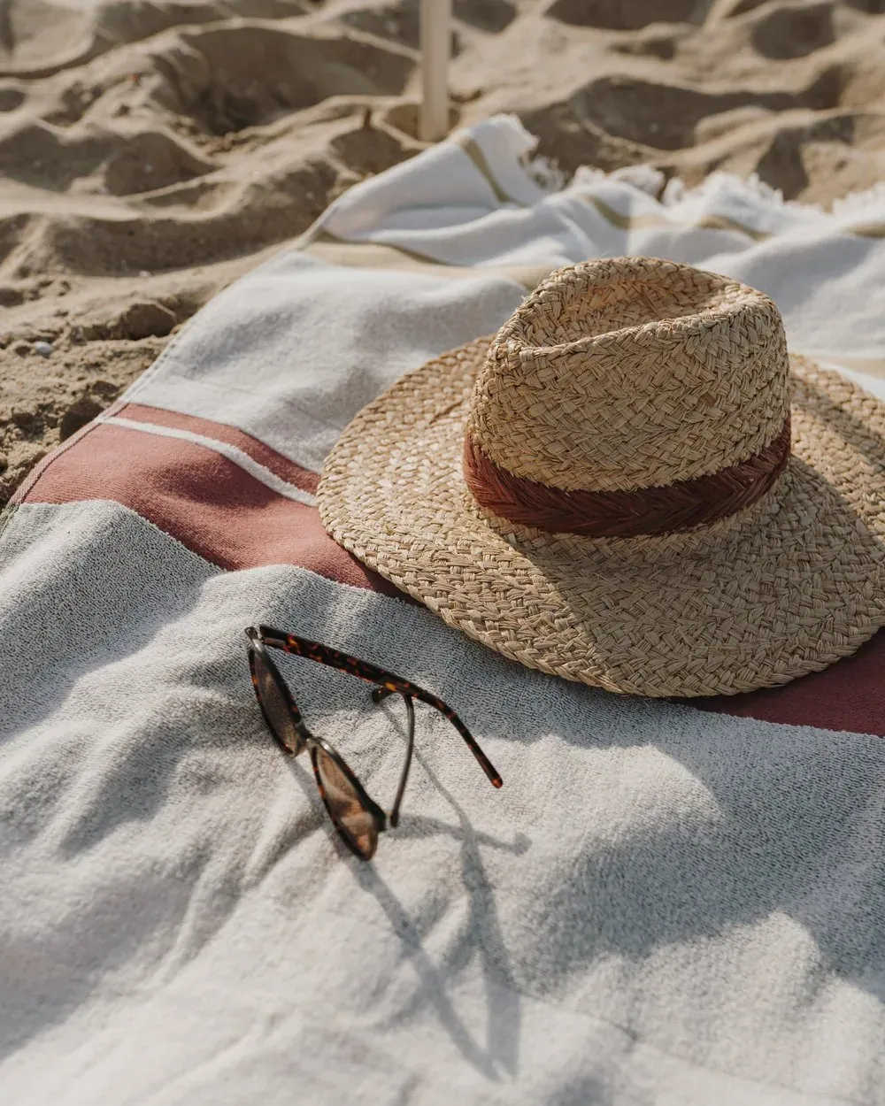 Sonnenhut im Sand